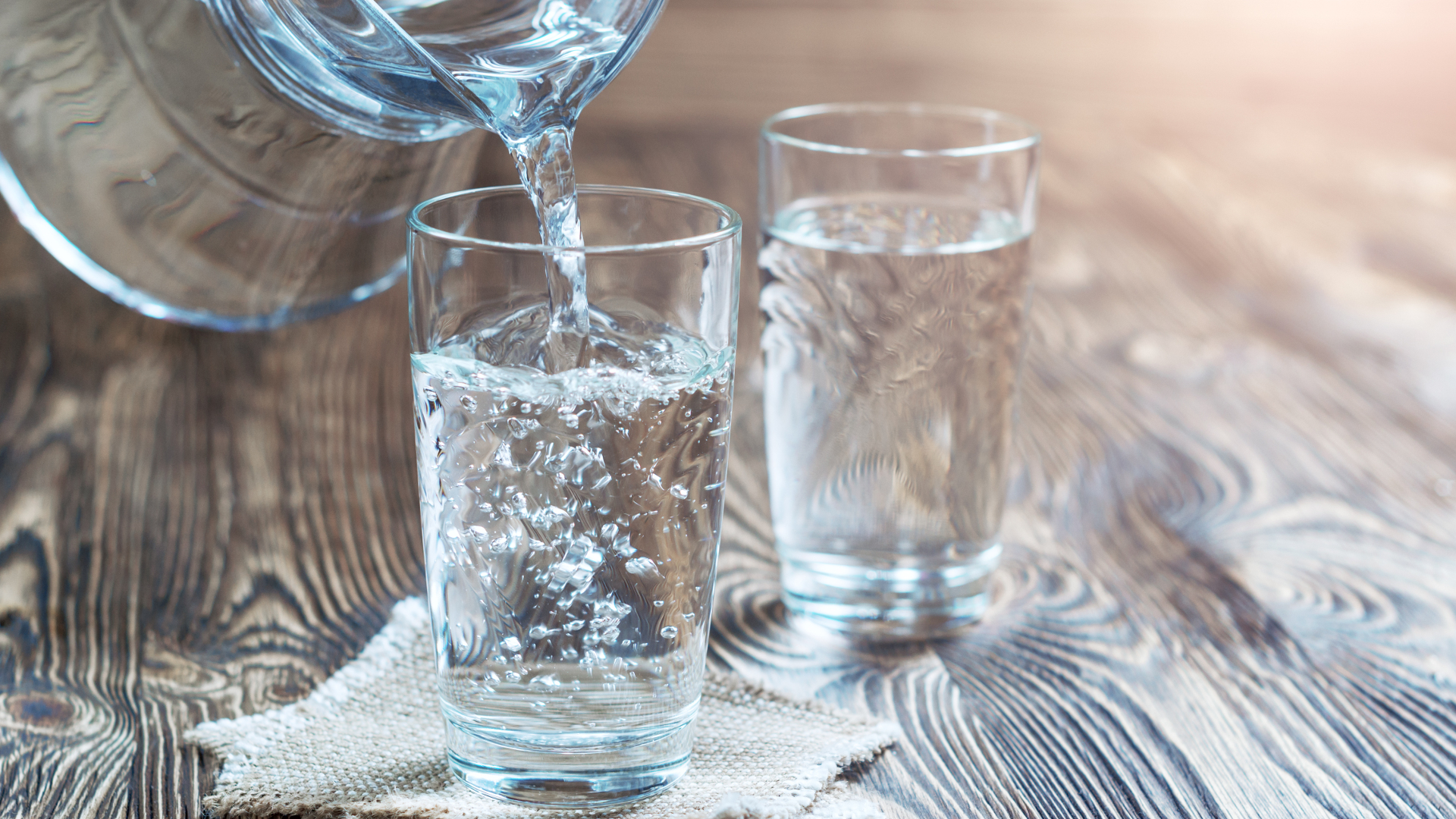 Imágen con vasos de agua